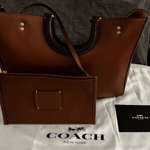 Coach Tan Leather Tote with Pouch